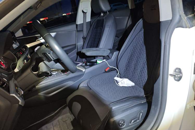 Used Audi A5 2017 Sportback 40 TFSI Fashion Model Left Front Seat