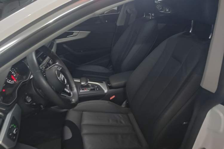 Used Audi A5 2017 Sportback 40 TFSI Fashion Model Left Front Seat