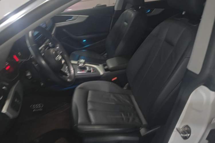 Used Audi A5 2017 Sportback 40 TFSI Fashion Model Left Front Seat