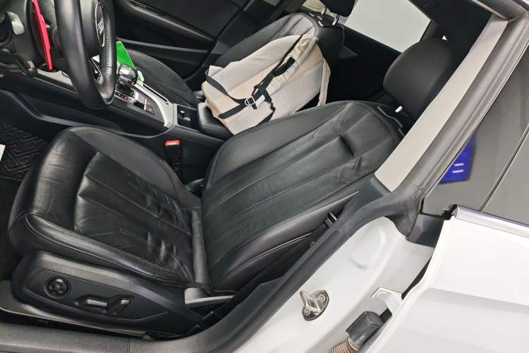 Used Audi A5 2017 Sportback 40 TFSI Fashion Model Left Front Seat