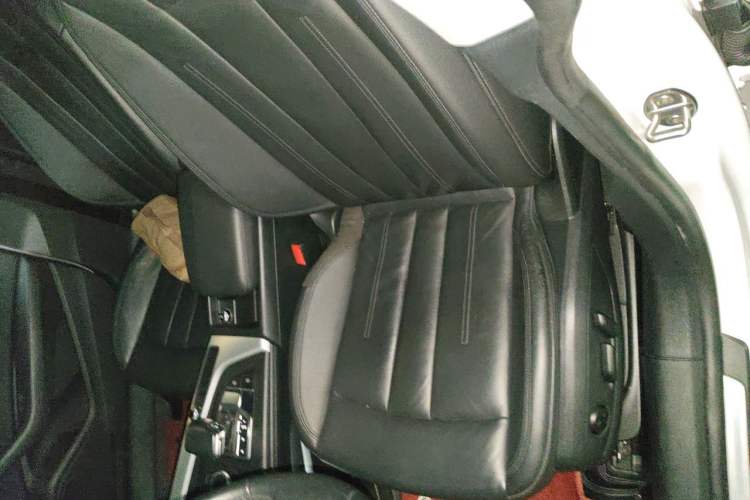Used Audi A5 2017 Sportback 40 TFSI Fashion Model Left Front Seat