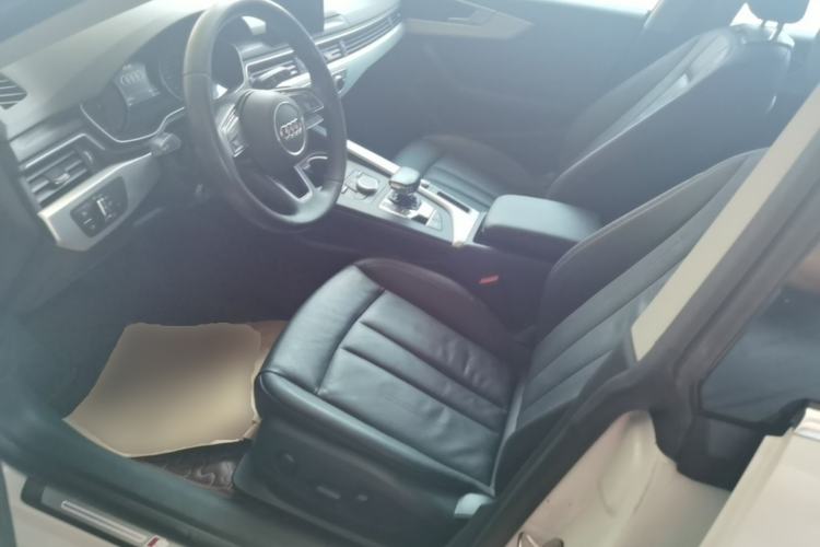 Used Audi A5 2017 Sportback 40 TFSI Fashion Model Left Front Seat