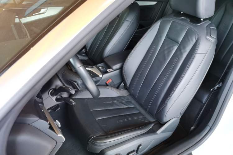 Used Audi A5 2017 Cabriolet 40 TFSI Fashion Model Left Front Seat