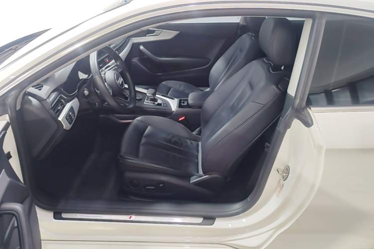 Used Audi A5 2017 Coupe 40 TFSI Fashion Model Left Front Seat