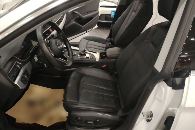Used Audi A5 2017 Sportback 40 TFSI Fashion Model Left Front Seat
