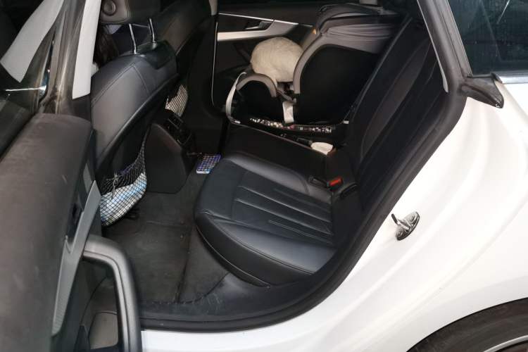 Used Audi A5 2017 Sportback 40 TFSI Fashion Model Left Rear Seat