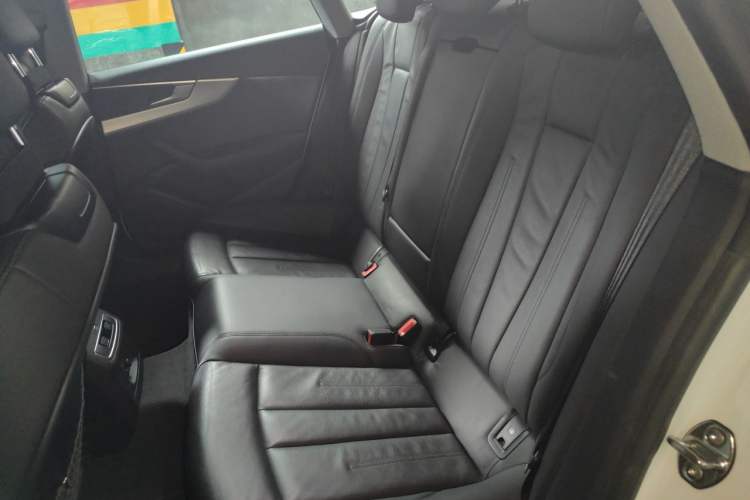 Used Audi A5 2017 Sportback 40 TFSI Fashion Model Left Rear Seat