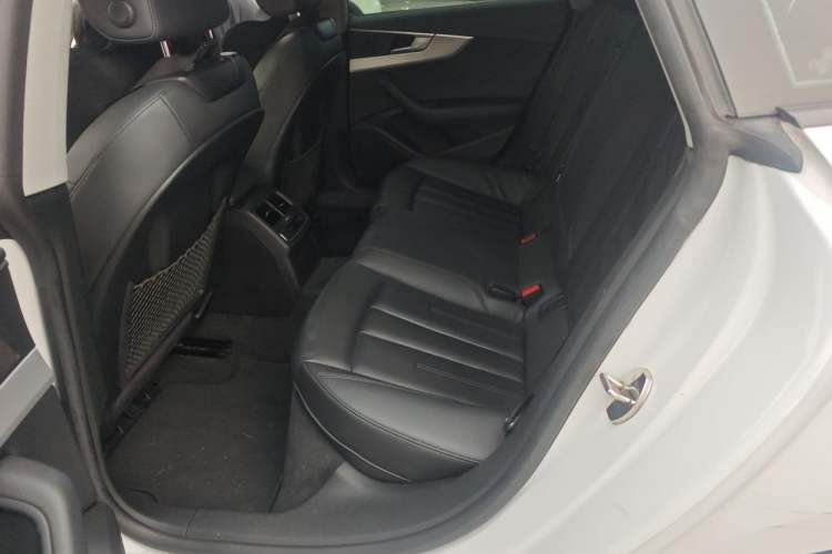 Used Audi A5 2017 Sportback 40 TFSI Fashion Model Left Rear Seat
