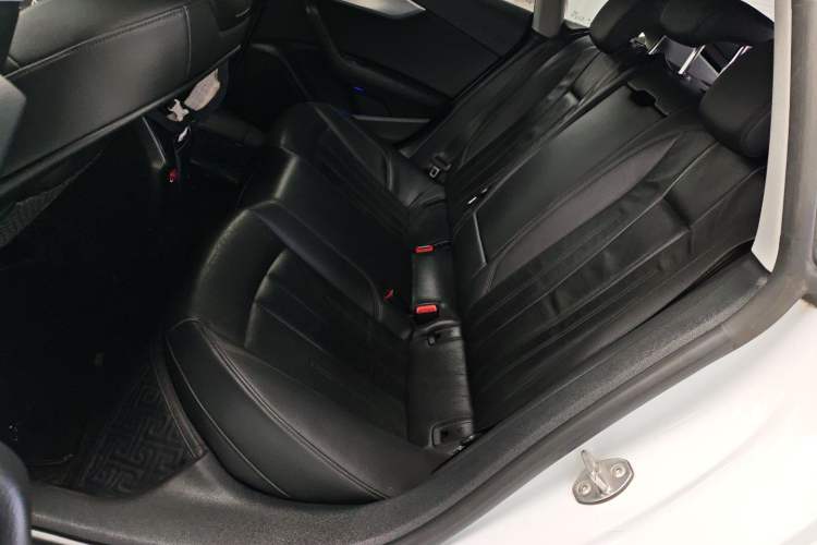 Used Audi A5 2017 Sportback 40 TFSI Fashion Model Left Rear Seat
