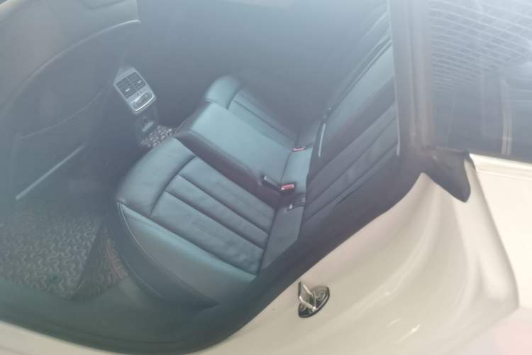 Used Audi A5 2017 Sportback 40 TFSI Fashion Model Left Rear Seat