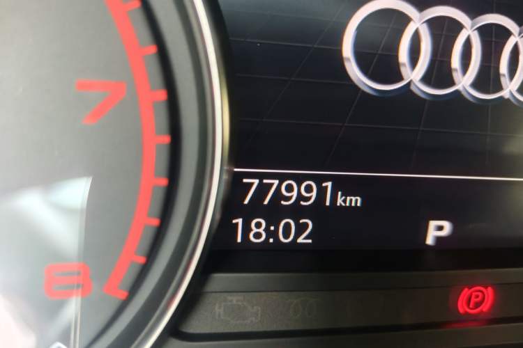 Used Audi A5 2017 Coupe 40 TFSI Fashion Model Odometer Close Up