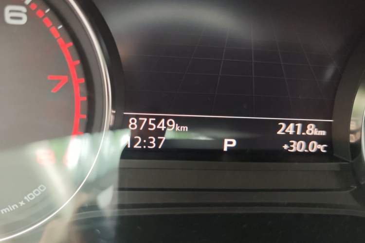 Used Audi A5 2017 Sportback 40 TFSI Fashion Model Odometer Close Up
