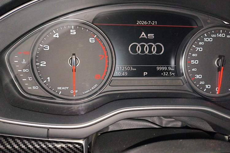 Used Audi A5 2017 Sportback 45 TFSI Fashion Model Odometer Close Up