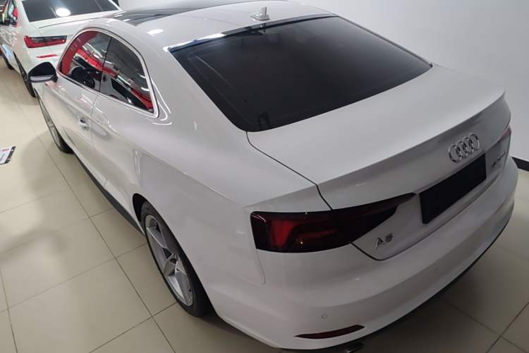 Used Audi A5 2017 Coupe 40 TFSI Fashion Model Rear Left 45 Deg