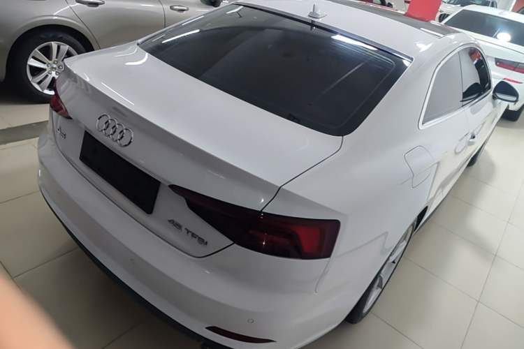 Used Audi A5 2017 Coupe 40 TFSI Fashion Model Rear Right 45 Deg