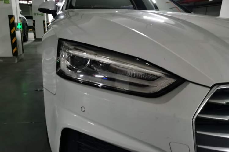 Used Audi A5 2017 Sportback 40 TFSI Fashion Model Right Front Headlight