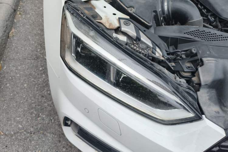Used Audi A5 2017 Sportback 40 TFSI Fashion Model Right Front Headlight