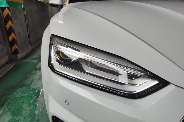 Used Audi A5 2017 Sportback 40 TFSI Fashion Model Right Front Headlight
