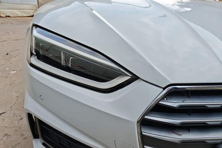 Used Audi A5 2017 Coupe 40 TFSI Fashion Model Right Front Headlight