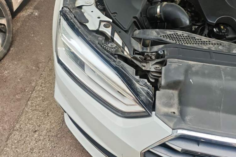 Used Audi A5 2017 Sportback 40 TFSI Fashion Model Right Front Headlight