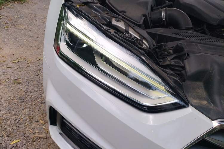 Used Audi A5 2017 Coupe 40 TFSI Fashion Model Right Front Headlight