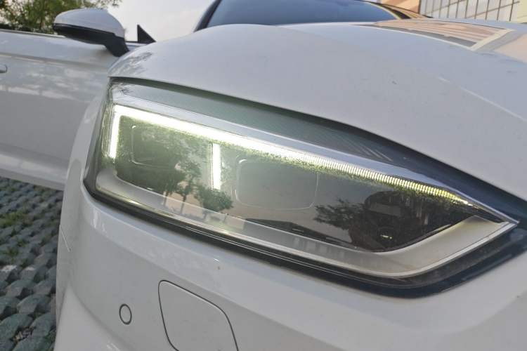 Used Audi A5 2017 Sportback 45 TFSI Fashion Model Right Front Headlight