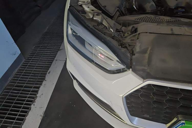 Used Audi A5 2017 Coupe 40 TFSI Fashion Model Right Front Headlight