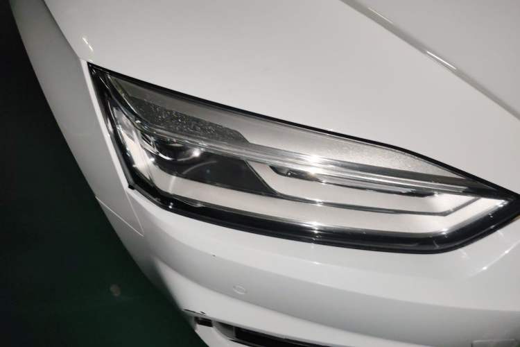 Used Audi A5 2017 Sportback 40 TFSI Fashion Model Right Front Headlight