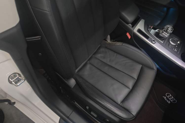 Used Audi A5 2017 Sportback 40 TFSI Fashion Model Right Front Seat