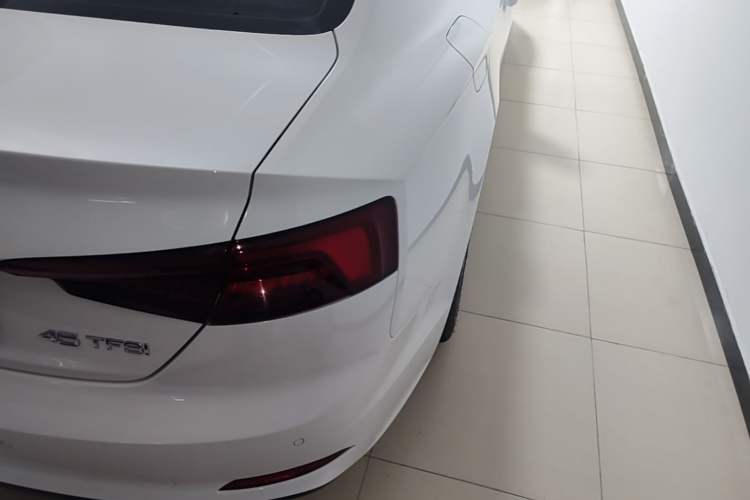 Used Audi A5 2017 Coupe 40 TFSI Fashion Model Right Rear Taillight