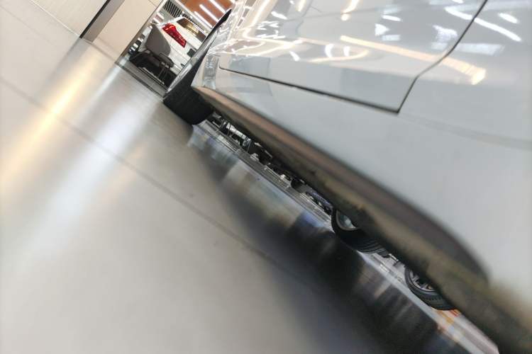 Used Audi A5 2017 Coupe 40 TFSI Fashion Model Right Side Sill