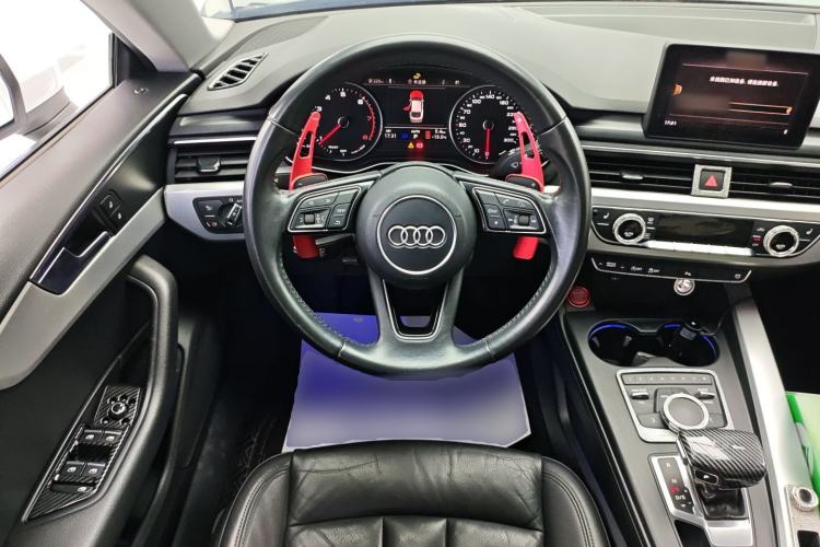 Used Audi A5 2017 Sportback 40 TFSI Fashion Model Steering Wheel