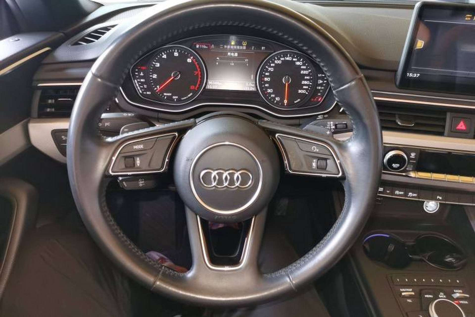 Used Audi A5 2017 Cabriolet 40 TFSI Fashion Model Steering Wheel