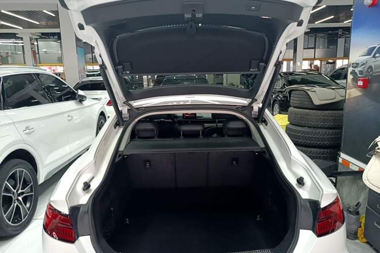 Used Audi A5 2017 Sportback 45 TFSI Fashion Model Trunk