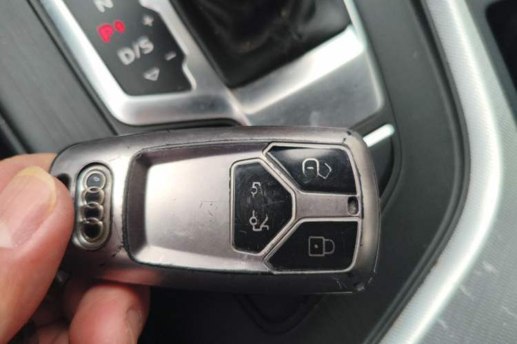 Used Audi A5 2017 Sportback 40 TFSI Fashion Model Vehicle Key