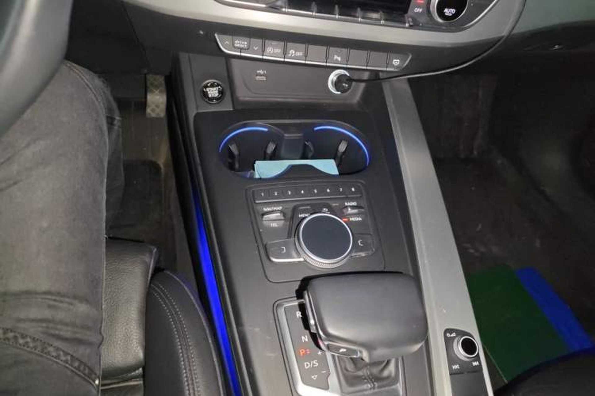Used Audi A5  Gear Lever