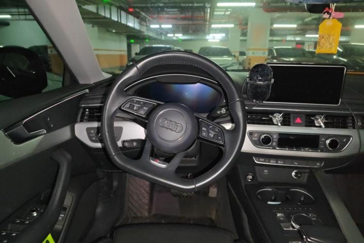 Used Audi A5  Steering Wheel