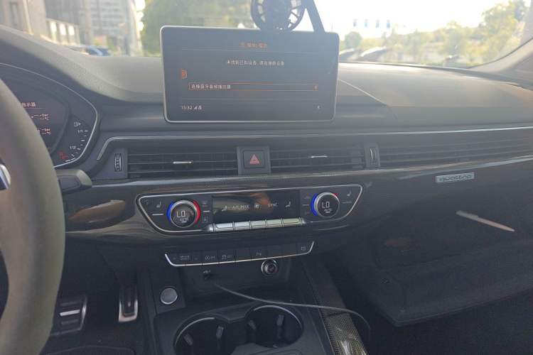 Used Audi A5 2019 Coupe 45 TFSI quattro Sport Edition China V standard Audio And AC Panel