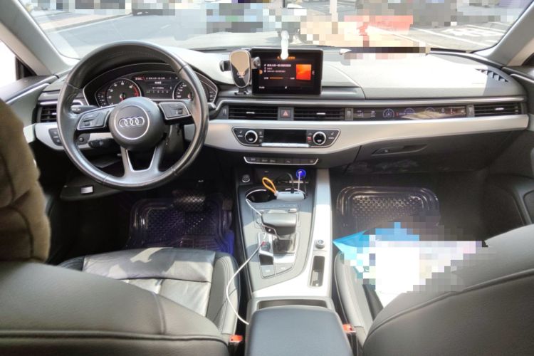 Used Audi A5 2019 Sportback 40 TFSI Fashion Model Center Console