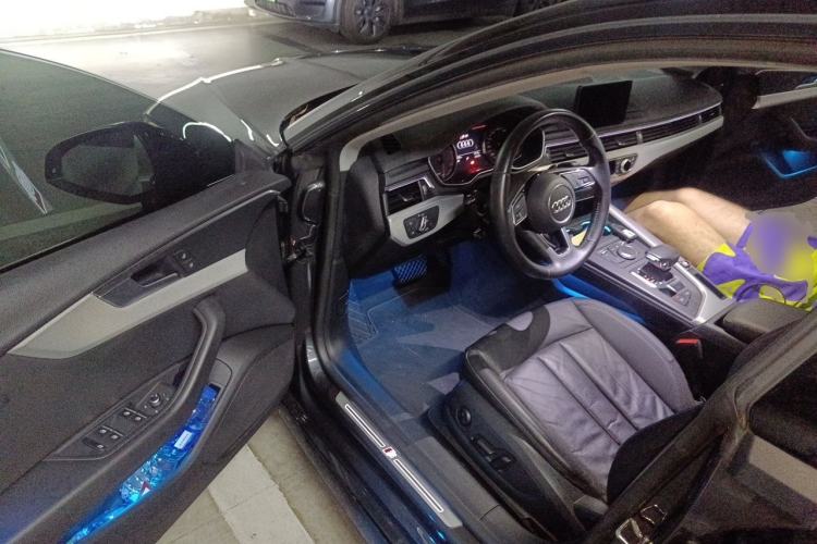 Used Audi A5 2019 Sportback 40 TFSI Fashion Model Driver Seat