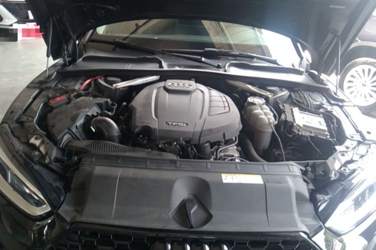 Used Audi A5 2019 Sportback 40 TFSI Fashion Model Engine Bay