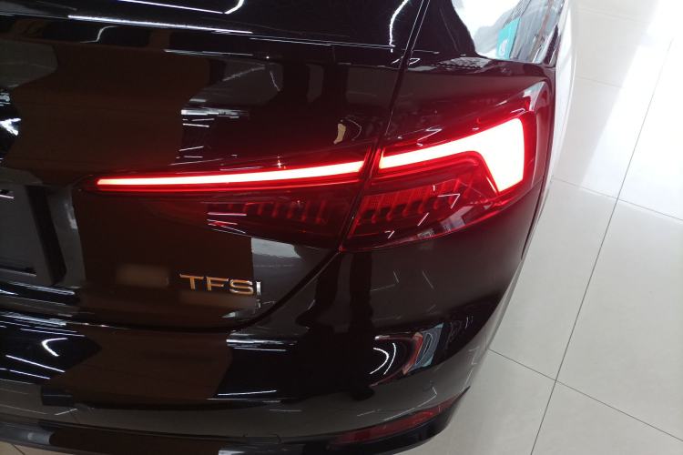 Used Audi A5 2019 Sportback 40 TFSI Fashion Model Exterior 3