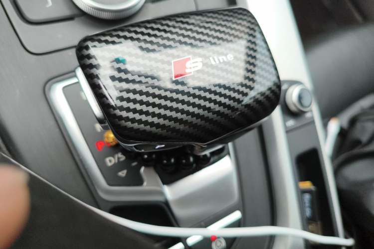 Used Audi A5 2019 Sportback 40 TFSI Fashion Model Gear Lever