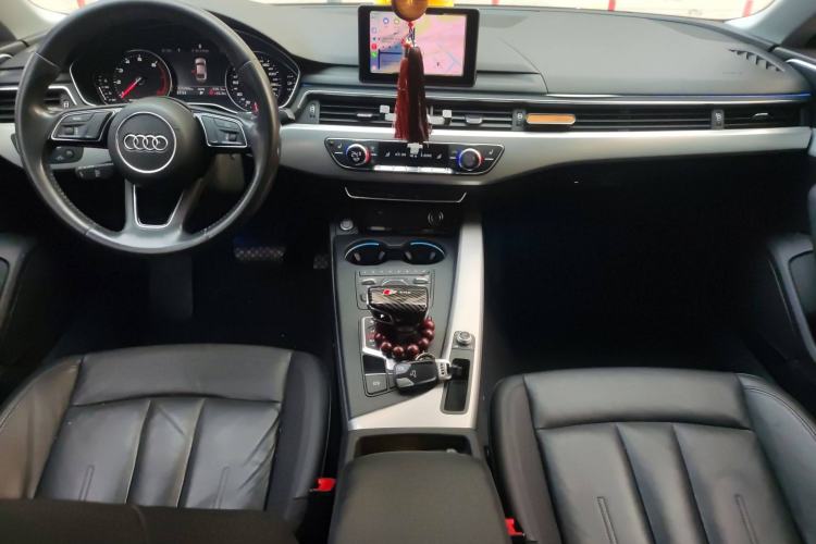 Used Audi A5 2019 Sportback 40 TFSI Fashion Model Interior 2