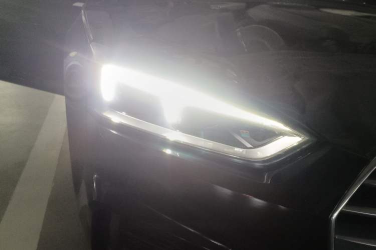 Used Audi A5 2019 Coupe 40 TFSI Fashion Edition China V Emission Standard Right Front Headlight