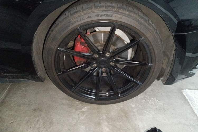 Used Audi A5 2019 Sportback 40 TFSI Fashion Model Right Front Wheel Hub