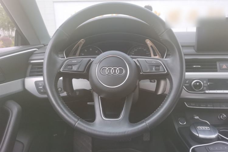 Used Audi A5 2019 Sportback 40 TFSI Fashion Model Steering Wheel