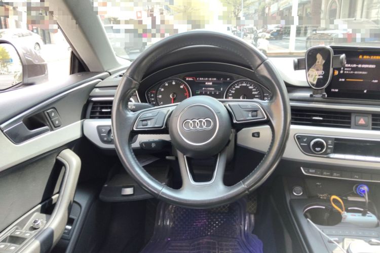 Used Audi A5 2019 Sportback 40 TFSI Fashion Model Steering Wheel