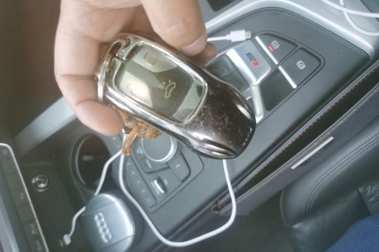 Used Audi A5 2019 Sportback 40 TFSI Fashion Model Vehicle Key