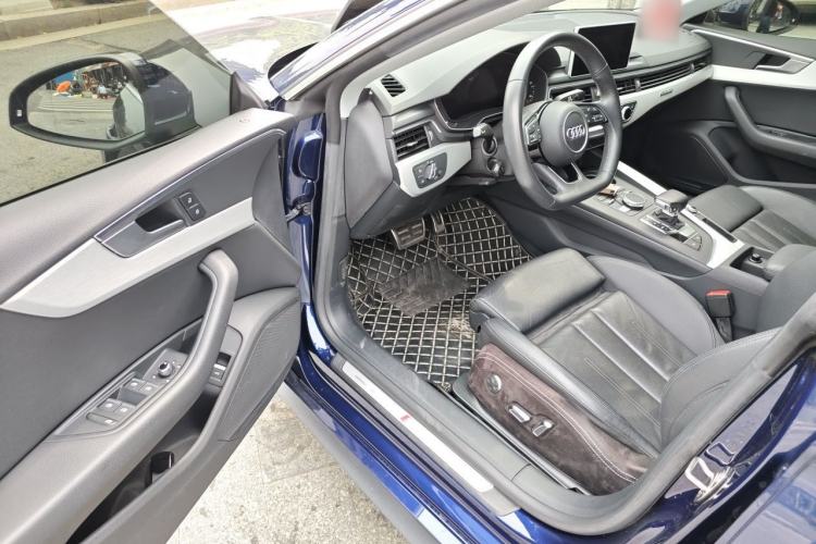 Used Audi A5 2019 Sportback 45 TFSI quattro Sport Model Driver Seat
